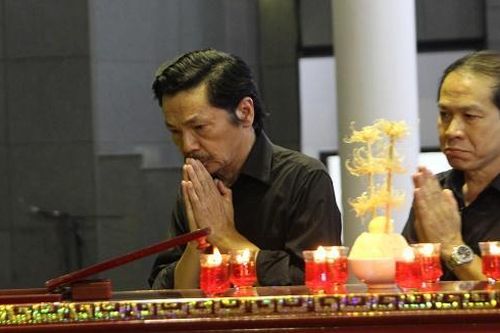 NSND Trung Anh, Xuân Bắc nghẹn ngào tiễn đưa bà Vi 'Của để dành'