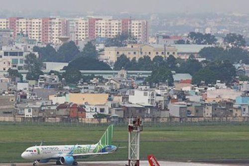 Giãn các chuyến bay sang giờ thấp điểm, khắc phục tình trạng bay lòng vòng trên bầu trời