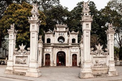 Thần thiêng đền Quán Thánh