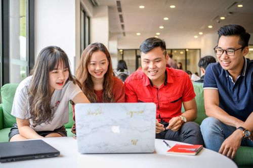 Học sinh trường chuyên đổ xô chọn đại học quốc tế trong nước