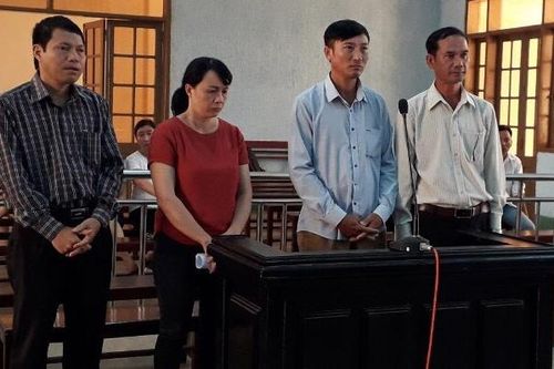 Chánh văn phòng huyện bị phạt 30 triệu đồng vì thiếu trách nhiệm