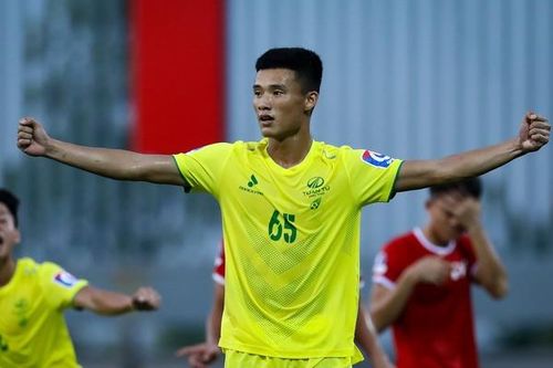Tuyển thủ U21 Việt Nam lập công, PVF bại trận trên sân nhà