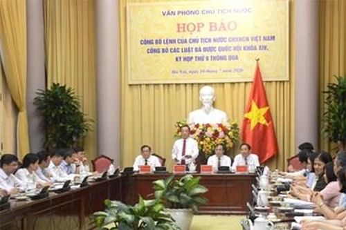 Công bố 10 luật được thông qua tại Kỳ họp thứ chín (Quốc hội khóa XIV)