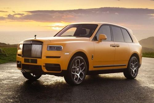 Chiêm ngưỡng độc bản Rolls-Royce Cullinan Black Badge 'Capella'