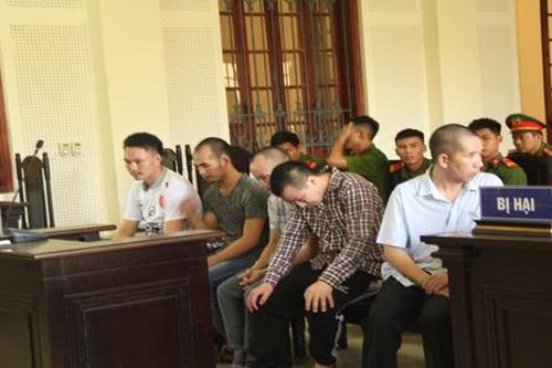 Con đường sa ngã của nam sinh viên người Lào