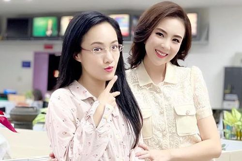 BTV Hoài Anh thời sự 19h trẻ trung bên BTV Mai Ngọc