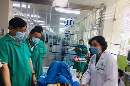 Ngày mai (11/7), phi công người Anh ngồi khoang hạng thương gia hồi hương