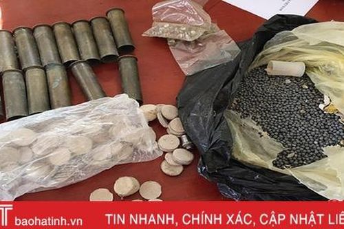 Thu hồi số lượng lớn vũ khí, vật liệu nổ 'trôi nổi' ở Lộc Hà