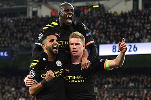 Real lo âu, Man City phấn khích trước quyết định của UEFA