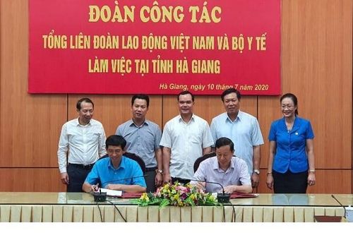 Tăng cường ứng dụng công nghệ thông tin trong khám, chữa bệnh cho bà con Hà Giang