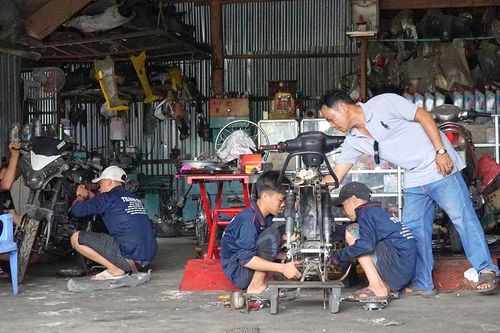 Hỗ trợ cho trẻ em bỏ học sớm