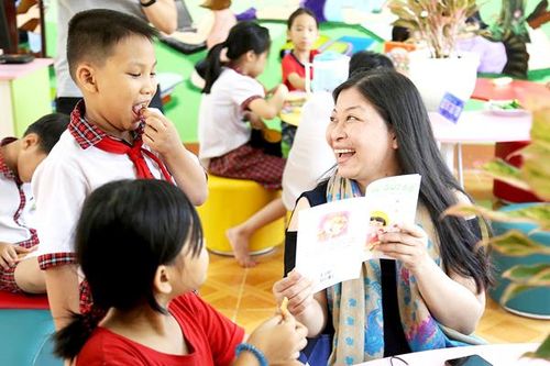 Chuyên gia Nguyễn Phi Vân hóa thân thành Nym - Tôi của tương lai