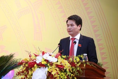 Đồng chí Nguyễn Quang Đức tiếp tục được bầu làm Bí thư huyện Hoài Đức