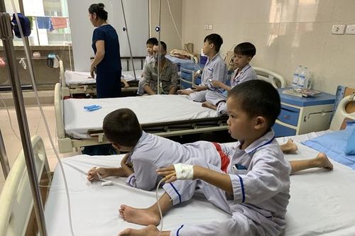 Chữa ung thư bằng 'thực dưỡng': Đừng mù quáng để mất cơ hội sống