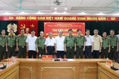 Tọa đàm 'Kiểm soát quyền lực trong bổ nhiệm cán bộ, lãnh đạo chỉ huy CAND'