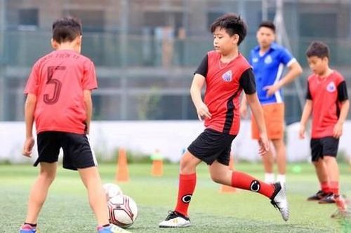 'Bền bỉ, quyết tâm, tự tin' – nghe mẹ hiện đại chia sẻ thể thao tìm thấy gì trong con?