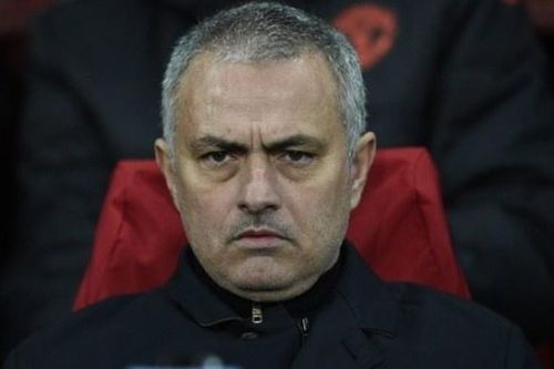Mourinho nổi cáu bỏ họp báo sau trận hòa của Tottenham