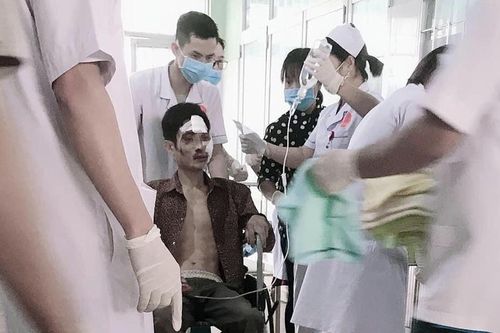 Phó thủ tướng yêu cầu điều tra vụ xe lao xuống vực làm 5 người chết
