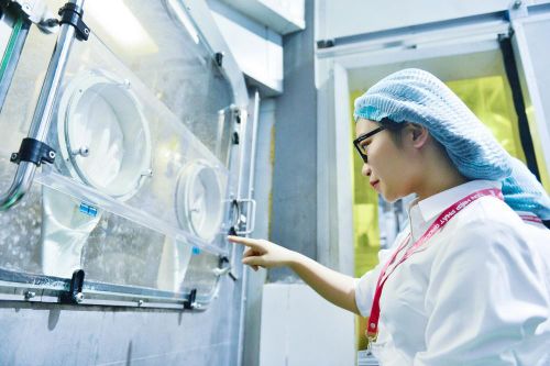 Nữ Phó Chủ tịch Hội Sinh viên đam mê nghiên cứu khoa học