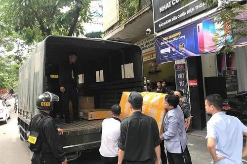 Vụ Nhật Cường Mobile: Bao nhiêu sếp lớn 'xộ khám' vì Bùi Quang Huy?