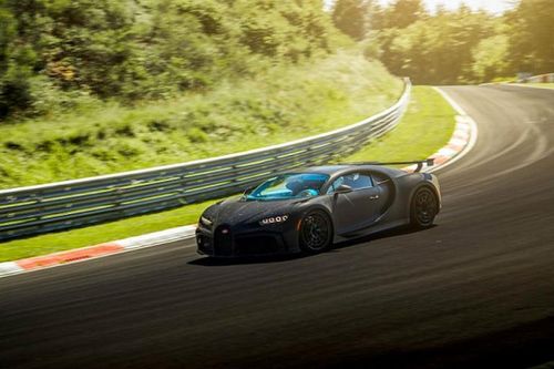 Xem Bugatti Chiron Pur Sport chinh phục 'địa ngục xanh' Nurburgring