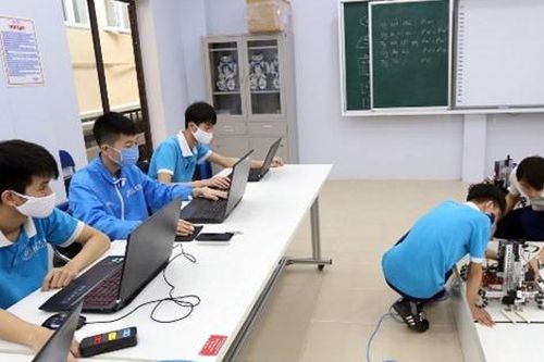 Vượt dịch Covid, giáo dục nghề nghiệp tuyển sinh hơn 776 nghìn người