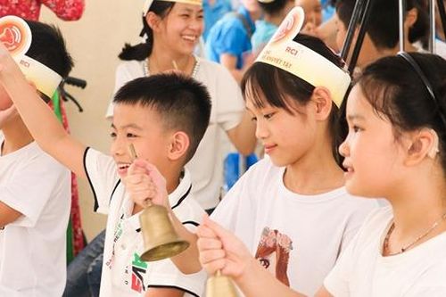 Ngân vang tiếng chuông ủng hộ quyền đi học của trẻ em khuyết tật
