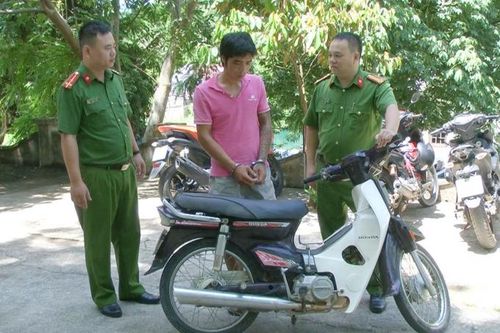Thanh Hóa: 3 chiến sỹ Công an bị thương khi bắt giữ đối tượng trộm cắp tài sản