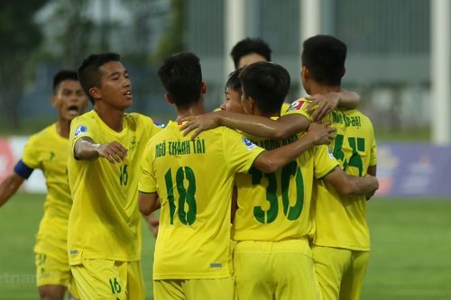 Khai mạc giải hạng Nhì Quốc gia 2020: Phú Thọ thắng PVF trận ra quân