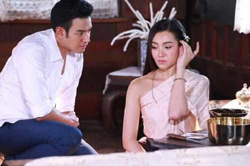 Chồng tha thiết tặng sổ tiết kiệm 1 tỷ nhưng vợ vẫn chọn ly hôn, cuộc gặp lại 3 năm sau khiến chồng cũ phải 'choáng ngợp'