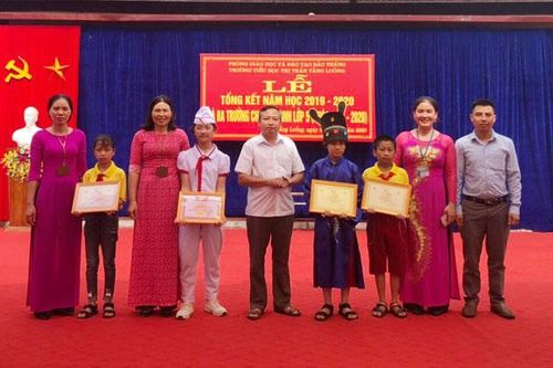 Thị trấn Tằng Loỏng: Vinh danh 4 học sinh đoạt giải Cuộc thi 'Trạng nguyên Tiếng Việt' cấp quốc gia
