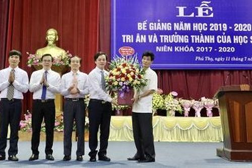 Trường THPT Chuyên Hùng Vương: Xếp thứ 12/63 tỉnh trong cuộc thi chọn học sinh giỏi Quốc gia năm 2020