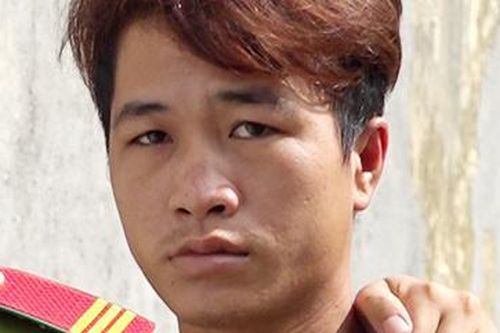 Tên trộm nhảy sông trốn công an vẫn không thoát