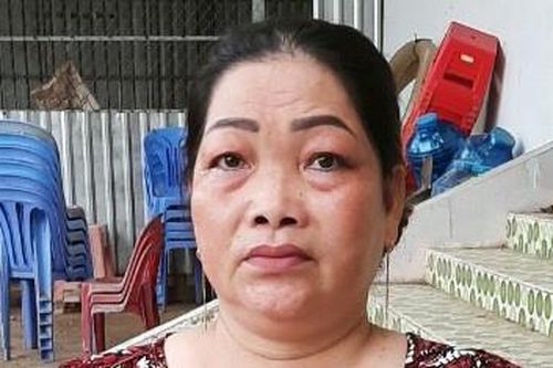 Sang Campuchia mua 4kg cần sa về Việt Nam bán kiếm lời