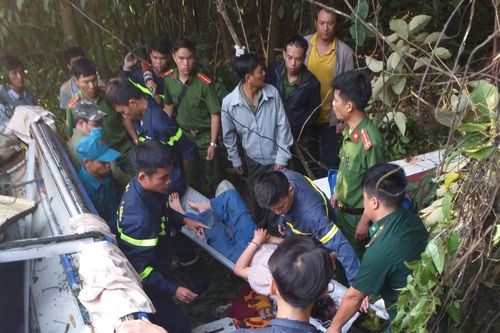 'Chiếc xe lộn nhiều vòng, tôi nghĩ mình đã chết'