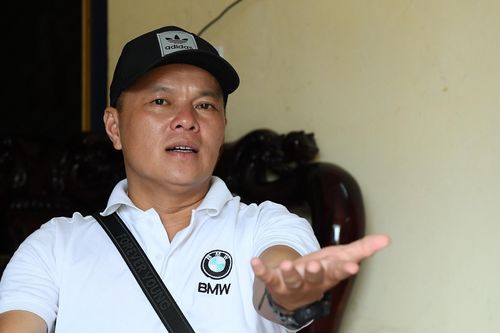 CĐV Nam Định: 'Chưa ai kịp hỏi gì, HLV thủ môn Quảng Nam đã chạy'