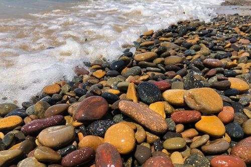 Bãi đá có hình dạng, màu sắc nhiều nhất Việt Nam nằm ở đâu?