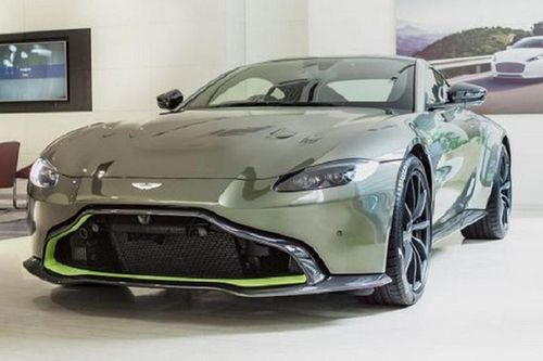 Siêu xe Aston Martin Vantage V8 tại Malaysia 'nhái' Vantage AMR