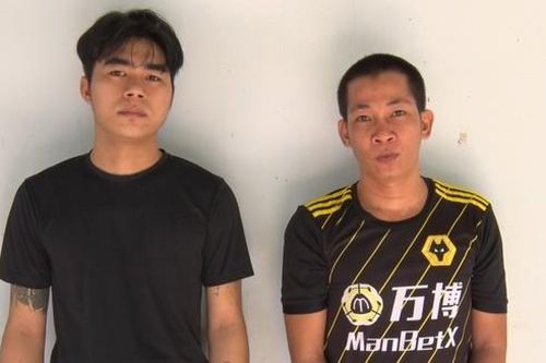 Cướp tài sản lấy tiền chuộc điện thoại