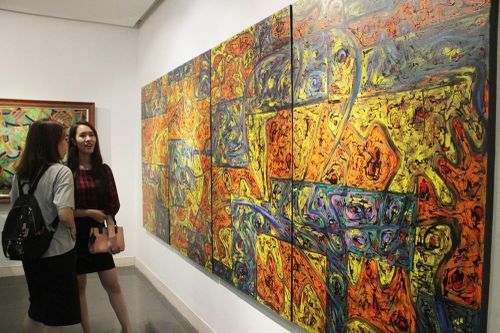 Cùng Phạm Sinh 'đối thoại cuộc hành trình'