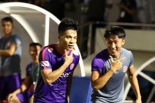 Thắng đậm Thanh Hóa, Sài Gòn FC trở lại ngôi đầu V-League