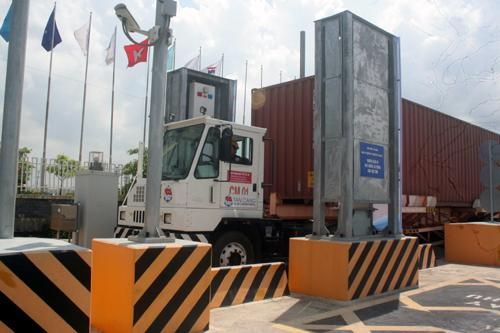 Tăng giám sát, quản lý hải quan để phòng chống rửa tiền và chống tài trợ khủng bố