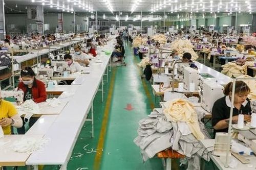 Nguy cơ dệt may mất thêm việc làm vì giảm đơn hàng