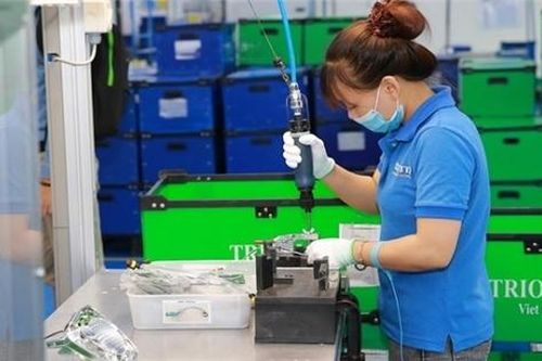 CIEM cảnh báo rủi ro từ các sáng kiến dịch chuyển chuỗi giá trị
