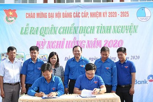 Lễ ra quân Chiến dịch tình nguyện Kỳ nghỉ hồng lần thứ 8