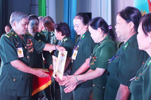 Hội Cựu thanh niên xung phong phường Hoa Lư giành giải nhất toàn đoàn