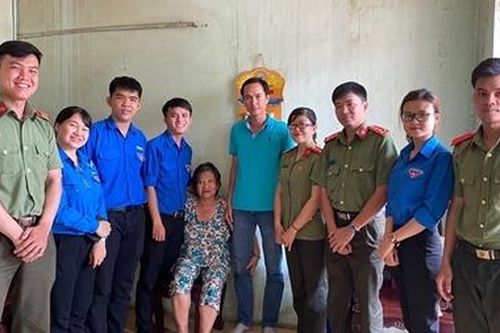 Tri ân các gia đình thương binh, liệt sỹ và truyên truyền phòng chống tội phạm