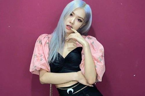 Lấy băng đô làm thắt lưng, Rosé (BLACKPINK) sắp tạo trend mới để khoe vòng eo nhỏ?