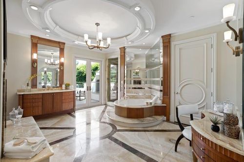 Biệt thự bổ sung tiện ích giãn cách xã hội giá 18 triệu USD