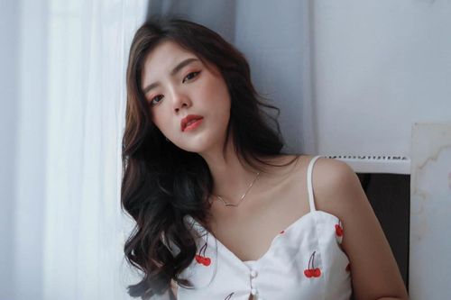 Lâm Á Hân bị mẹ từ mặt vì yêu sai người, 2 năm chưa gặp lại con